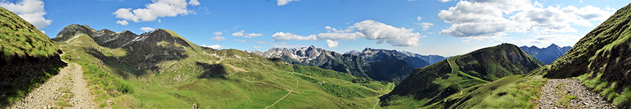 Vista panoramica dal sentiero 204 di salita discesa Terrazza Salomon-Lago Moro
